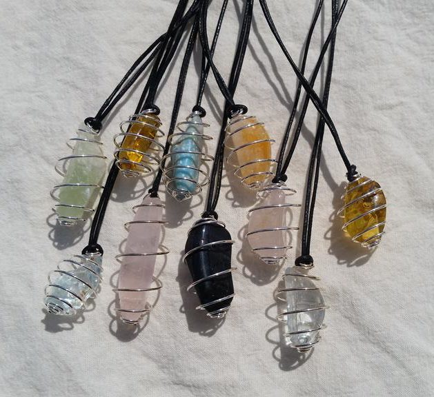 halsband med sten halsband med sten
